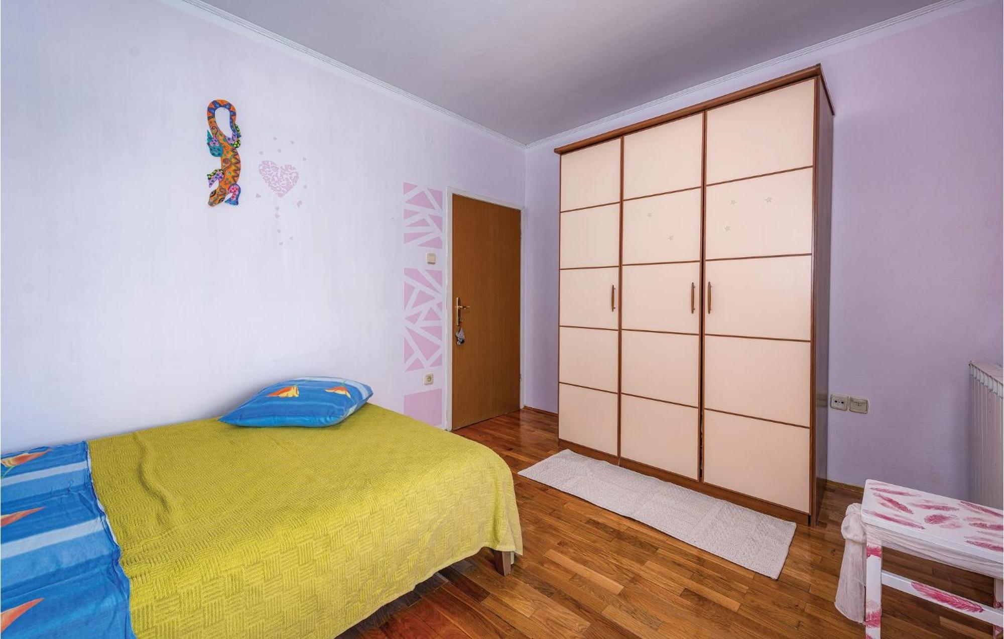 Stunning Apartment In Rovinj With Kitchen Dış mekan fotoğraf