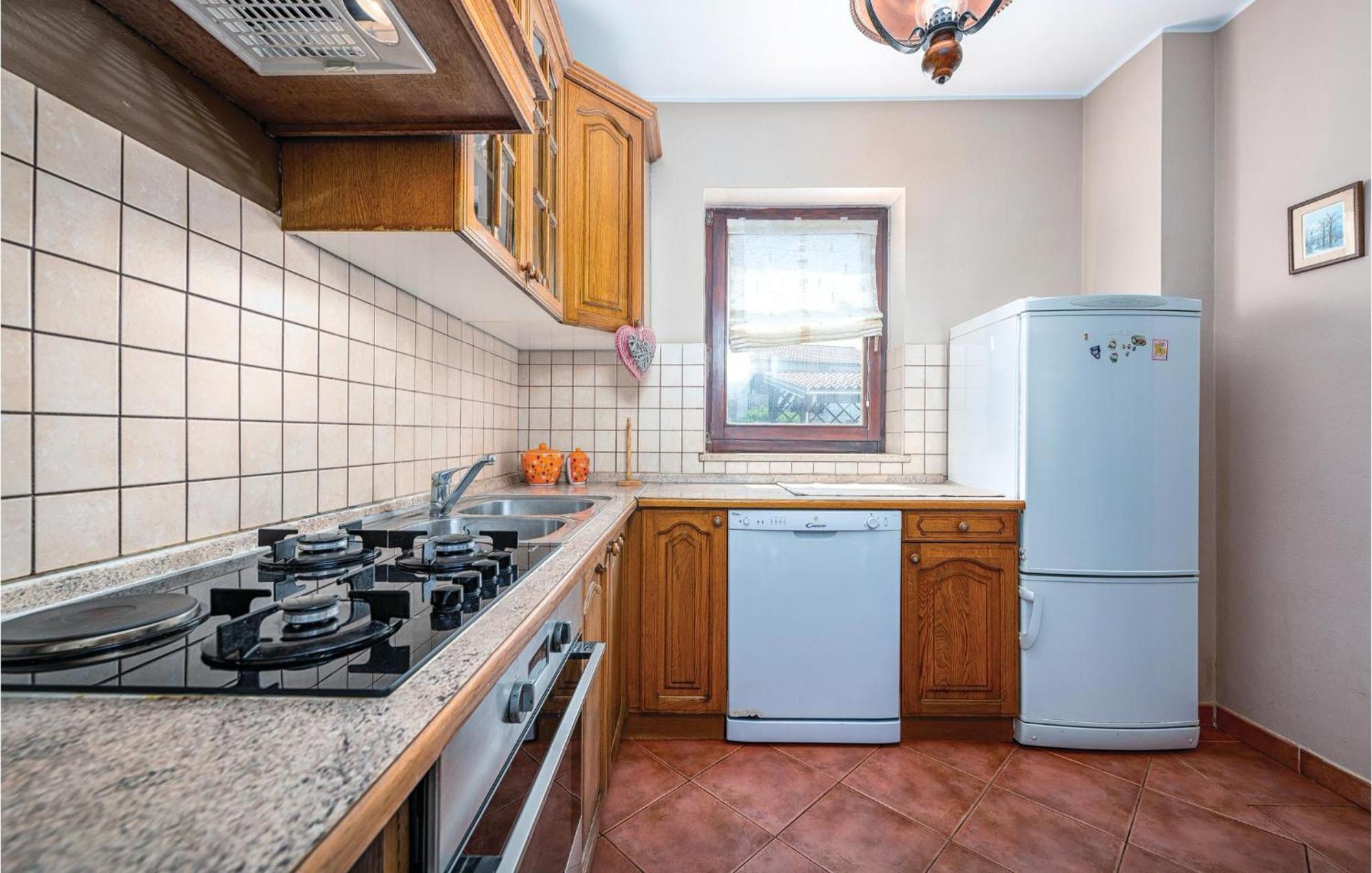 Stunning Apartment In Rovinj With Kitchen Dış mekan fotoğraf